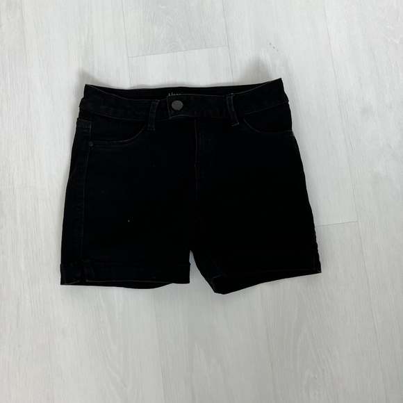 Lot of 2 Pairs Mid Length Shorts - Picture 2 of 5